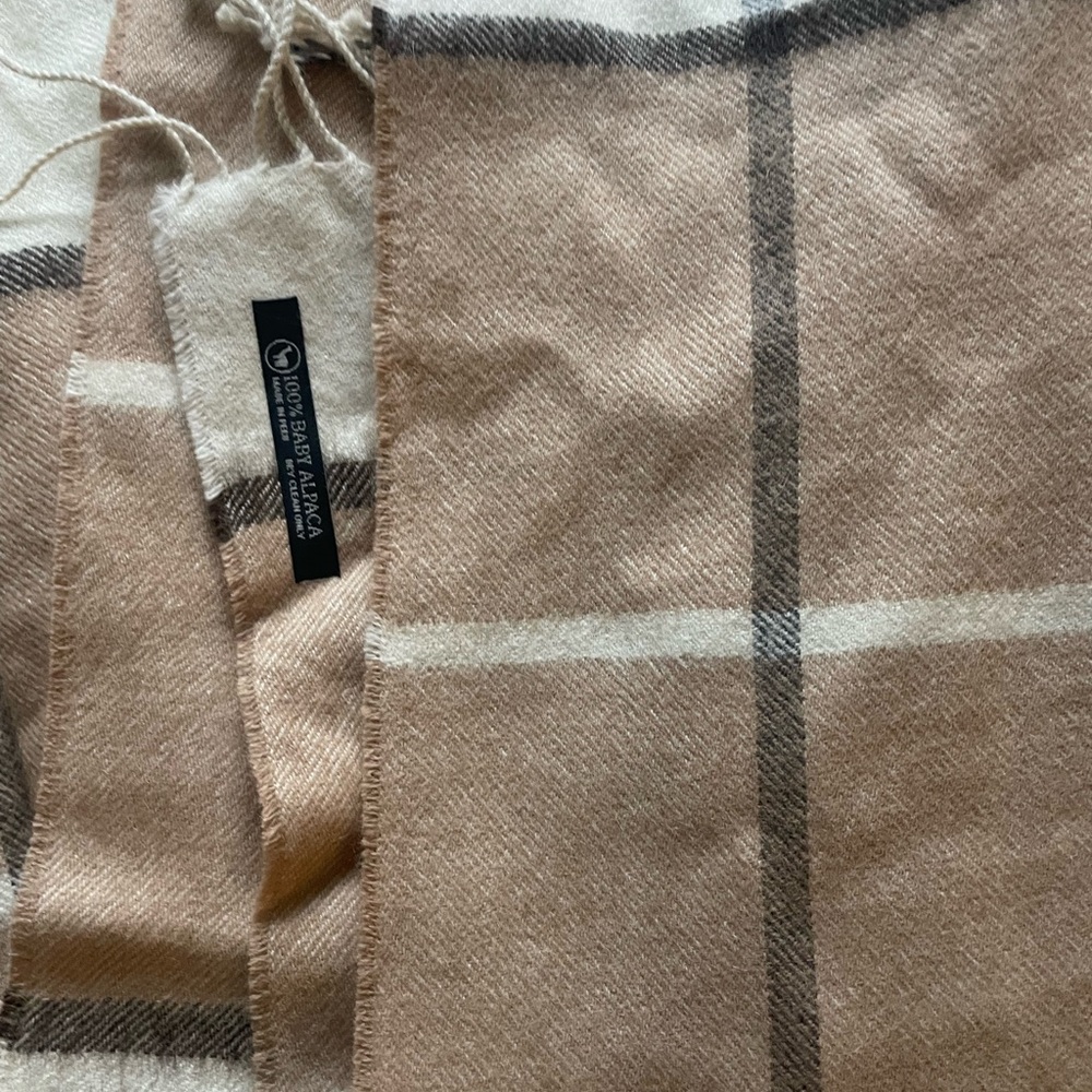 Baby alpaca new blanket from Peru